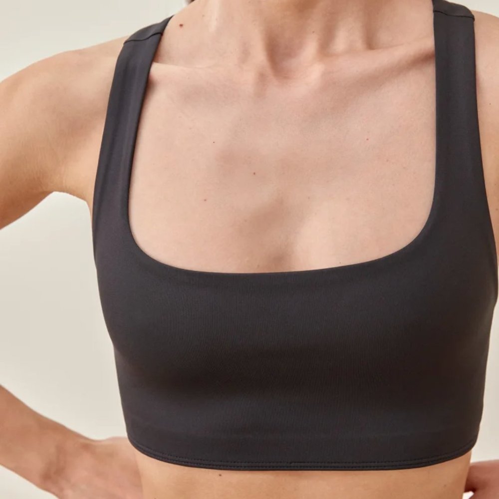 Reformation Gwen Ecomove Bra in Black M NWT